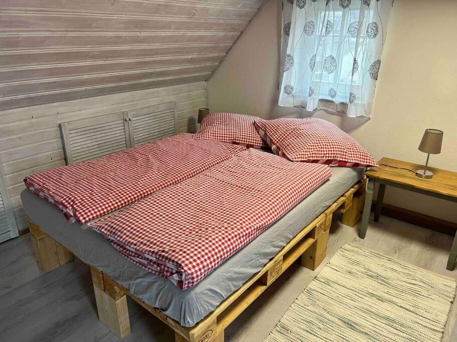 Maisonette-Fewo Fritz Mit Infrarotsauna Grossschoenau Luaran gambar